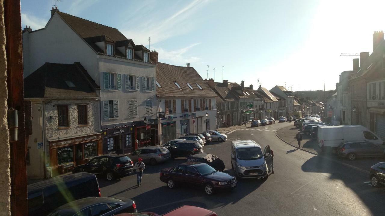Appartement Cosy Et Chaleureux Saint-Arnoult-en-Yvelines Exteriér fotografie